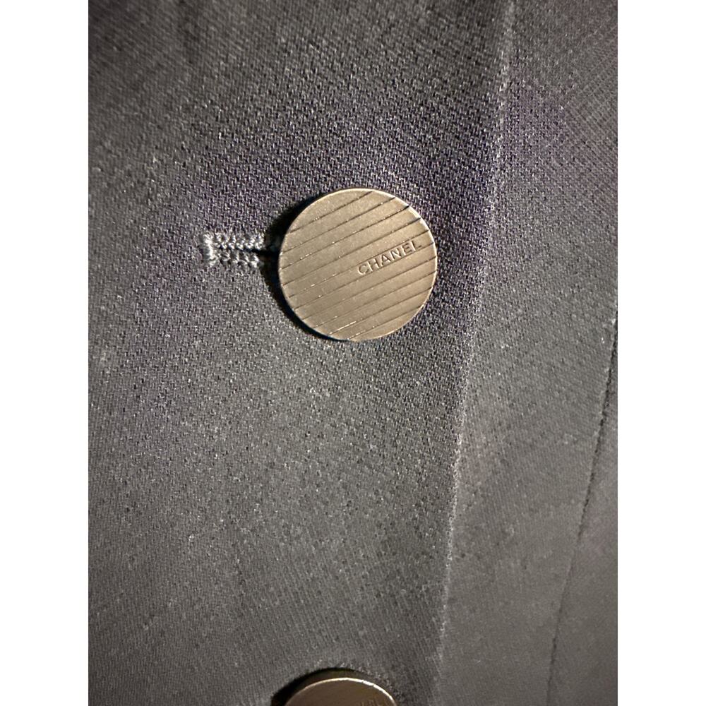 Vintage Chanel Single Breasted Fitted Wool Blazer in Black Size 44 - Picture 5 of 9